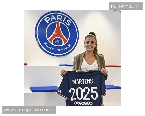 巴萨女足球星列克马滕斯领衔球队冲击新赛季目标彰显实力与风采 巴萨女足球星列克马滕斯领衔球队冲击新赛季目标彰显实力与风采