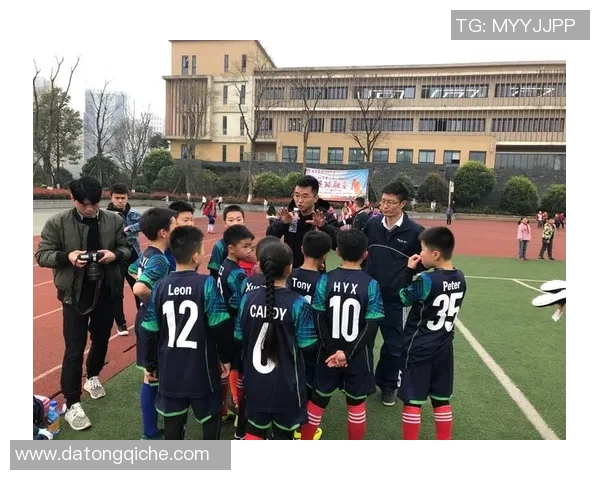 泪洒绿茵场追梦少年从伤病到荣耀的逆袭足球人生 泪洒绿茵场追梦少年从伤病到荣耀的逆袭足球人生